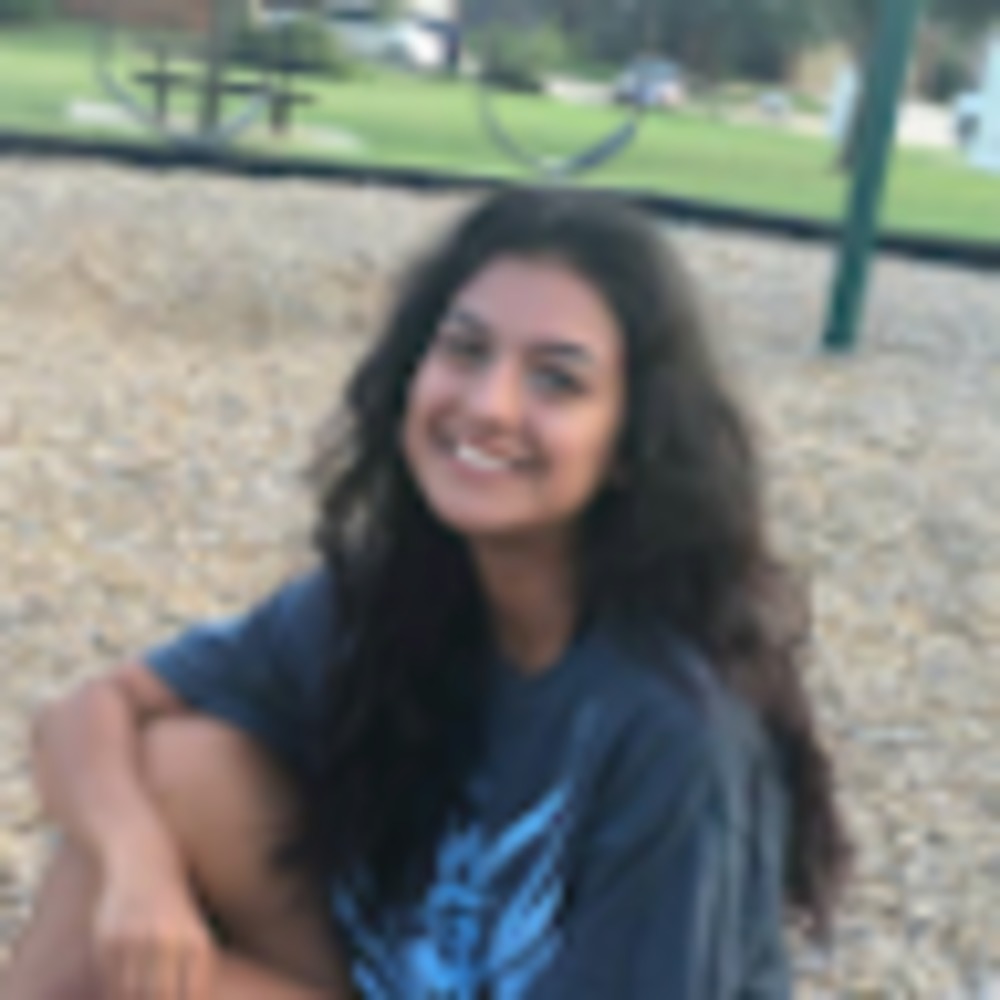 Meet your Posher, Andrea